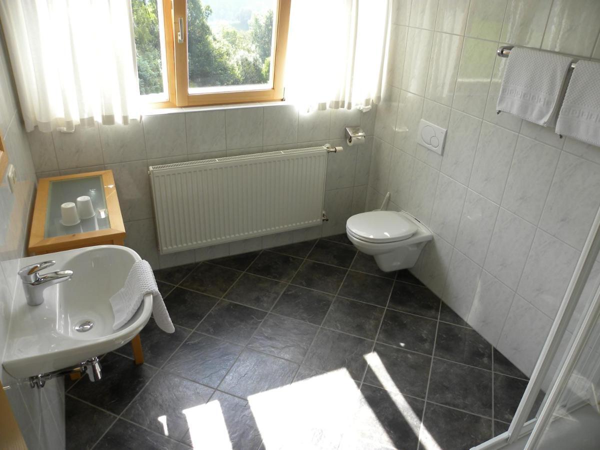Ferienhaus Bergland Bizau Habitación foto